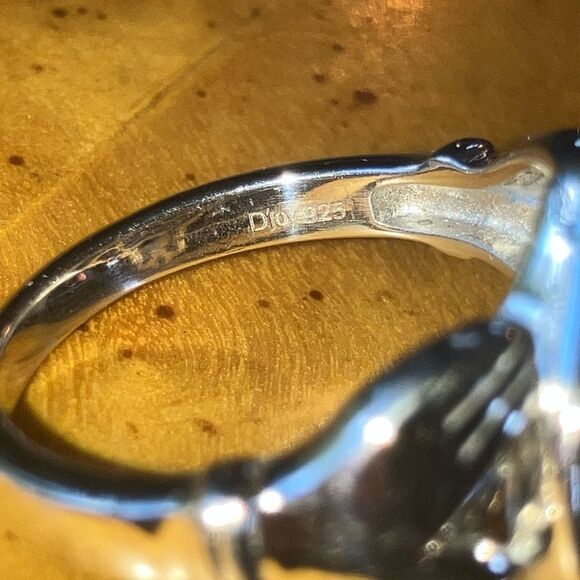 Natural Red Garnet Sterling Silver Claddagh Ring Size 7 - Picture 6 of 9